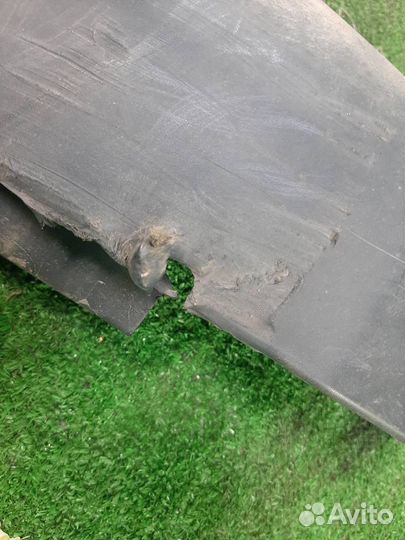 Накладка порога левого наружная Nissan Tiida 2008