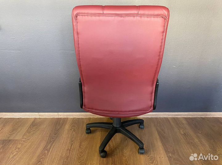 Офисное кресло новое
