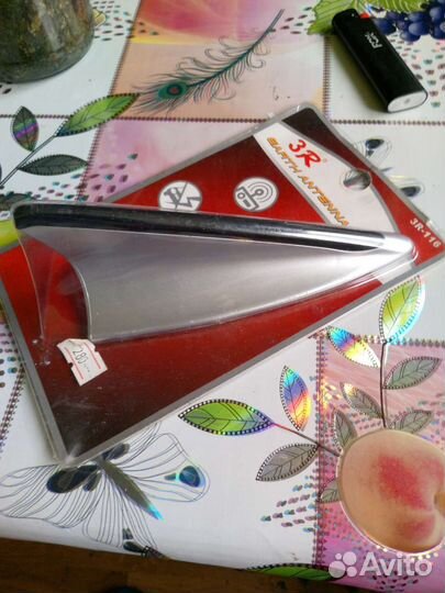 Спойлер на крышу