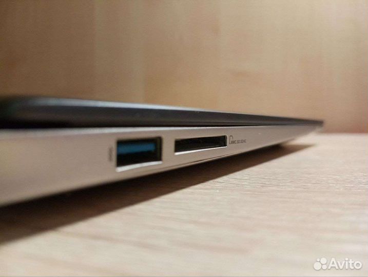 Ноутбук asus