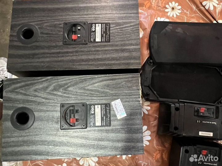 Акустические колонки venturi