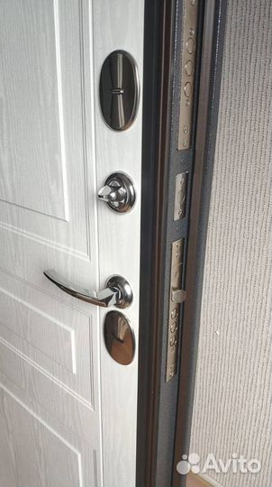 Дверь входная с бесплатной доставкой и установкой