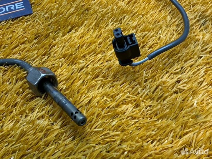 Датчик температуры выхлопных газов Mercedes-Benz