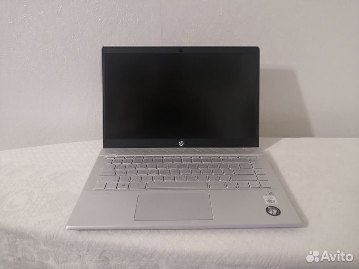 Ноутбук hp (i3, 16Gb, SSD)