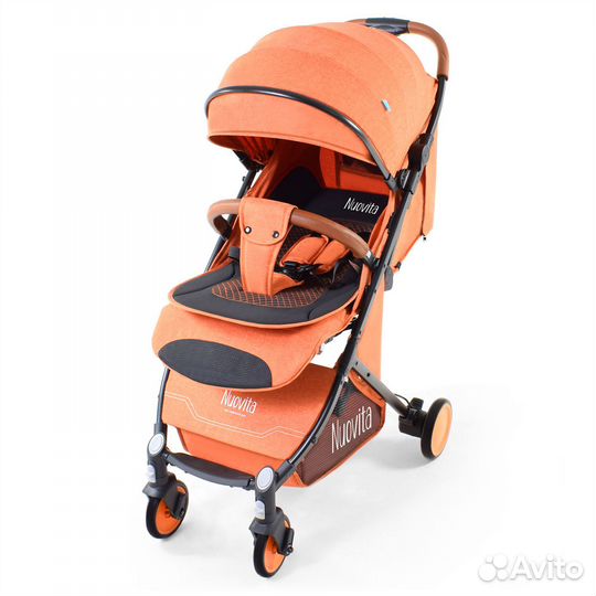 Продам прогулочную коляску nuovita giro