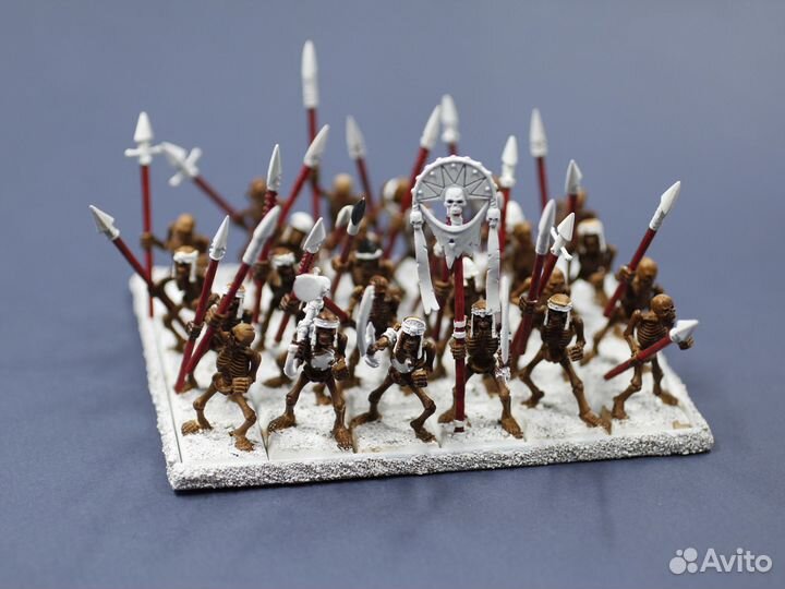 Набор коллекционных миниатюр «Воины-скелеты»