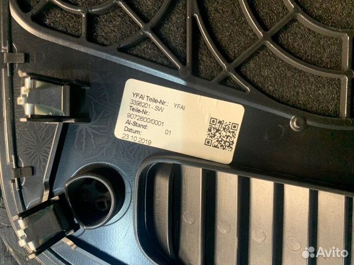 Крышка динамика передняя Bmw X7 G07 M-pack B57D30