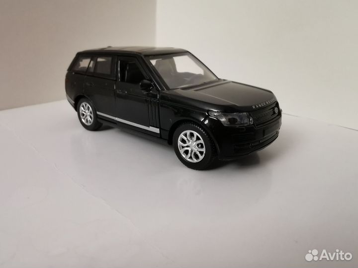 Модель Рендж Ровер