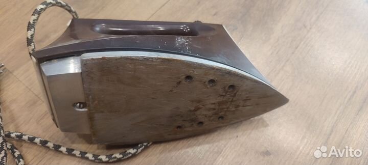 Утюг советский утп 1000-1,8. 220