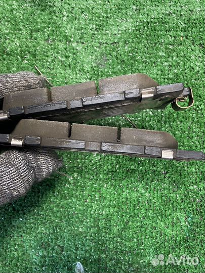 Передние колодки Тойота Камри ACV40