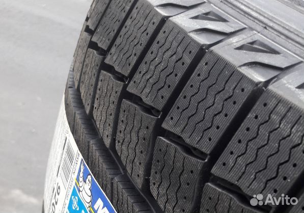 Michelin Latitude X-Ice North 2 275/65 R17 115T