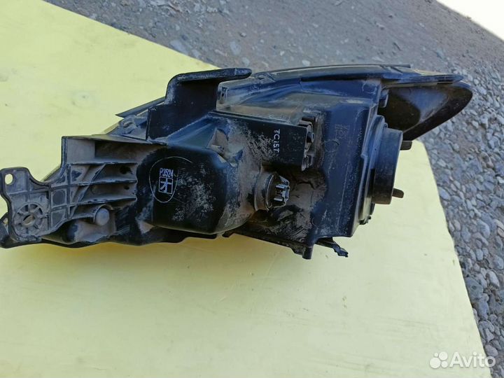 Фара передняя lancer 9