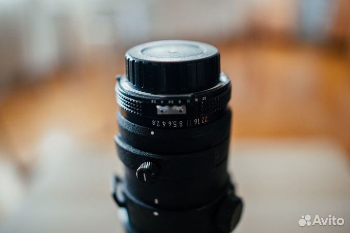 Nikon Nikkor ED 300mm f/2.8 Ai-s