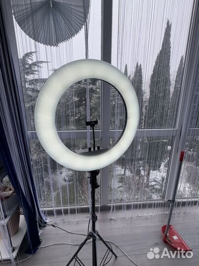 Кольцевая лампа