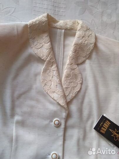 Костюм женский