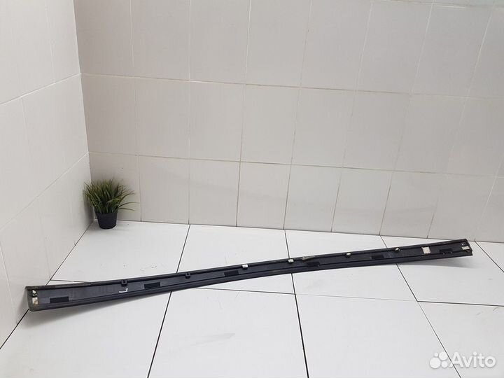 Молдинг крыши левый (Genesis G80 I)