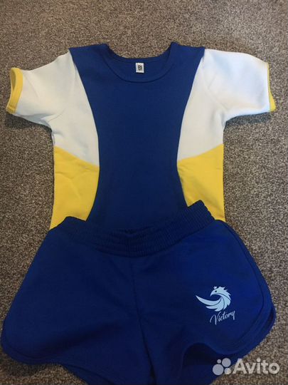 Спортивный костюм