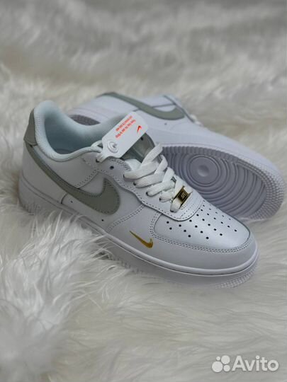 Кроссовки Nike Air Force One