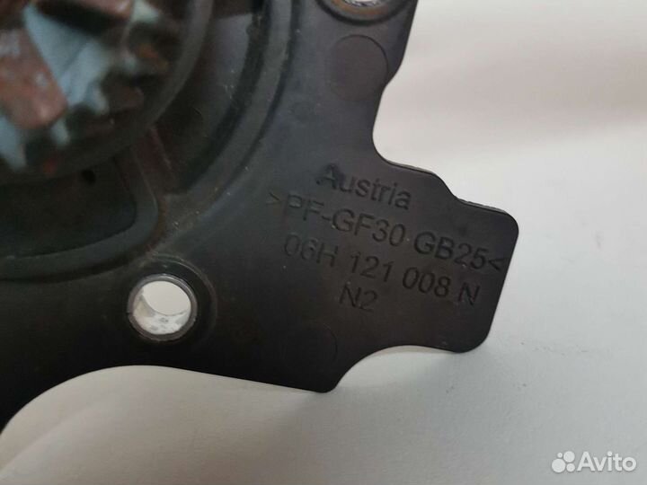 Помпа Audi A6 C7 2.0