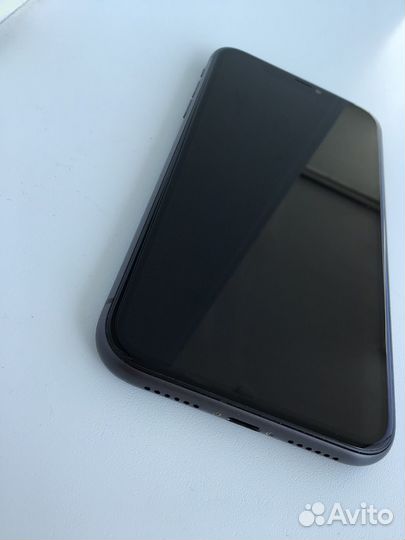 Apple iPhone 11