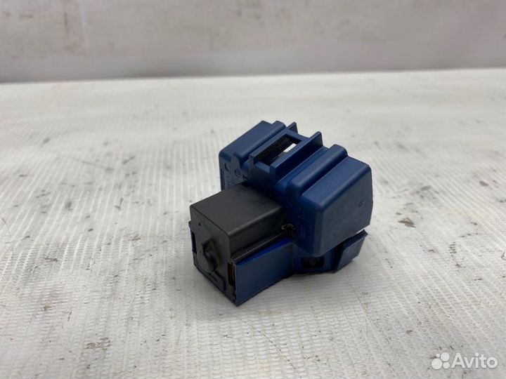 Контактная группа Ford Focus 2 hwda 2006