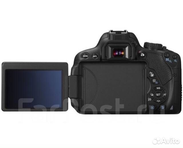 Canon EOS 600D Kit EF-S 18-135mm f/3.5-5.6 IS