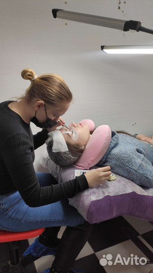 Обучение наращиванию ресниц