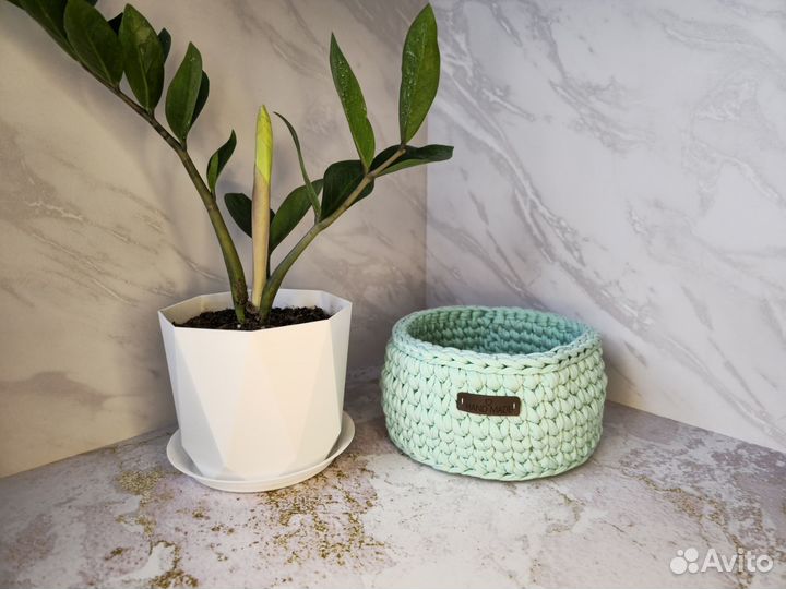 Вязаные корзины ручной работы