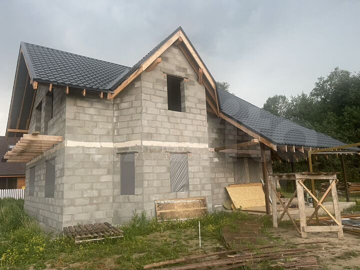 Дом 251 м² на участке 12 сот.