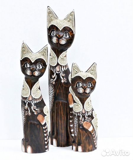 Кошки из дерева