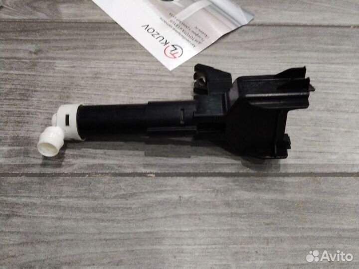 Фароомыватель правый Land Cruiser Prado 150 09-13