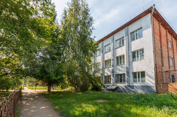 Продам здание, 1821 м²