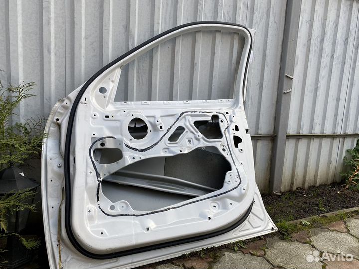 Bmw X5 f15 Передняя правая дверь