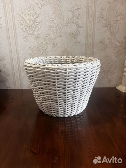 Кашпо из ротанга