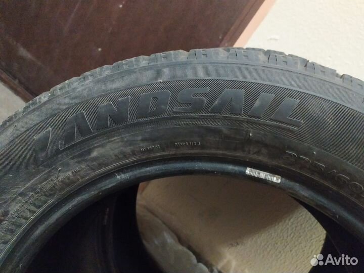 Landsail Ice Star IS37 225/60 R17 110P