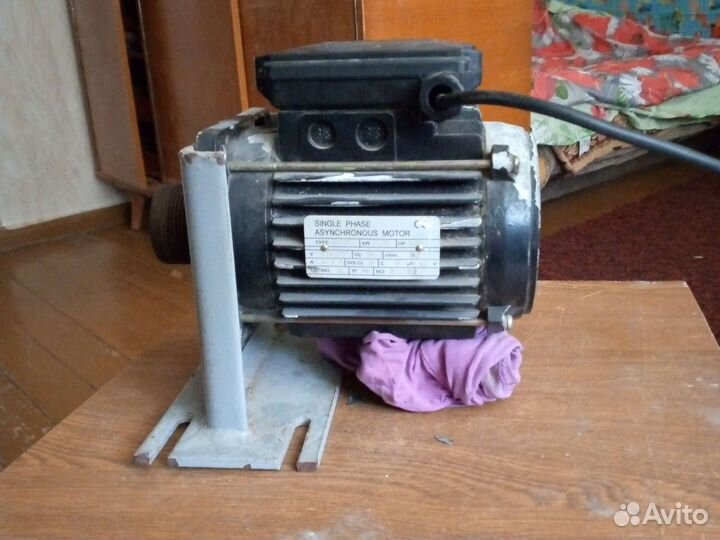 Электродвигатель 220-240V