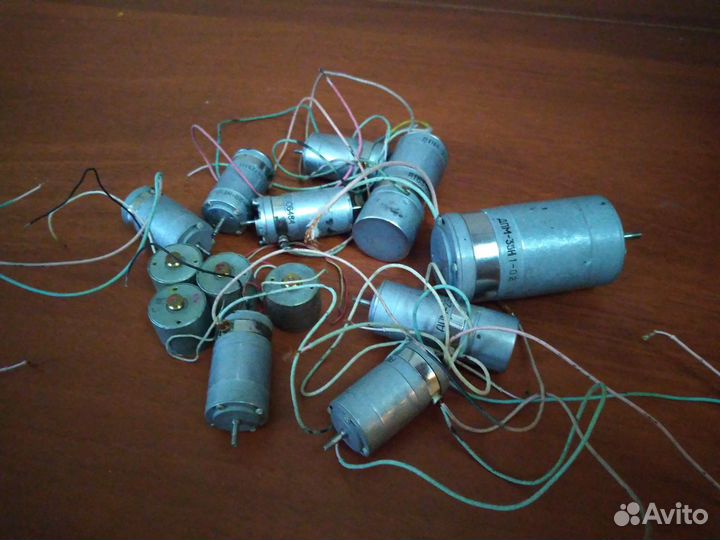 Платы,динамики,двигатели от кассетных магнитофонов