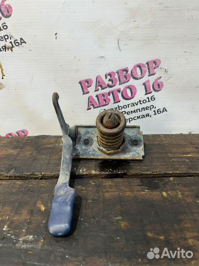 Замок капота Chevrolet Lacetti