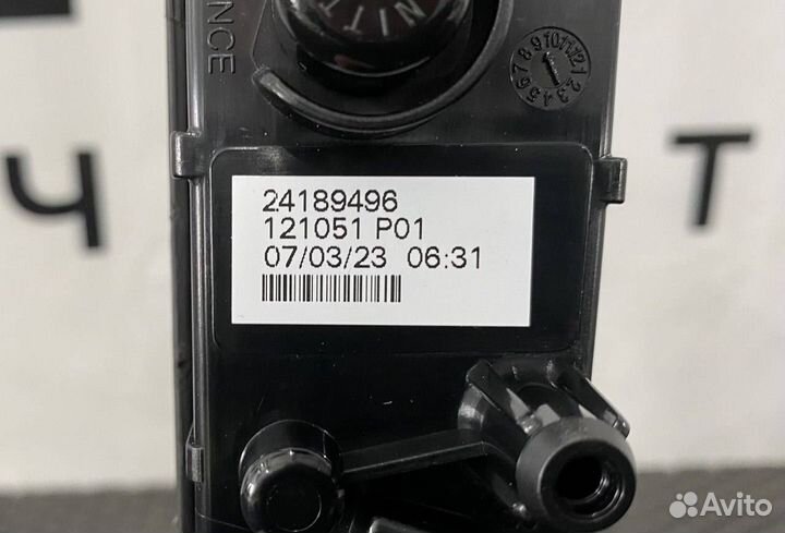 Поворотник правый Volvo FH5 84389835