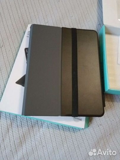 Клавиатура для планшета Logitech universal folio