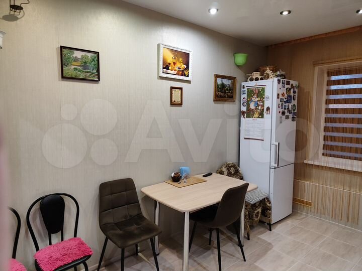 3-к. квартира, 82,2 м², 3/9 эт.