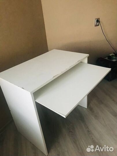 Рабочий стол IKEA