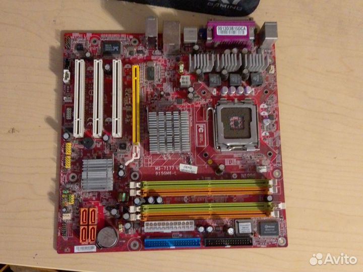 Материнская плата