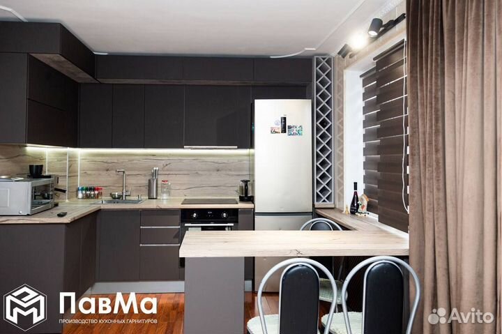 Кухонные гарнитуры в потолок 100*126