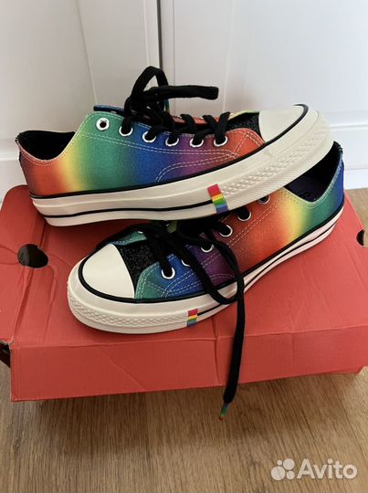 Converse chuck 70 rainbow pride 39.5