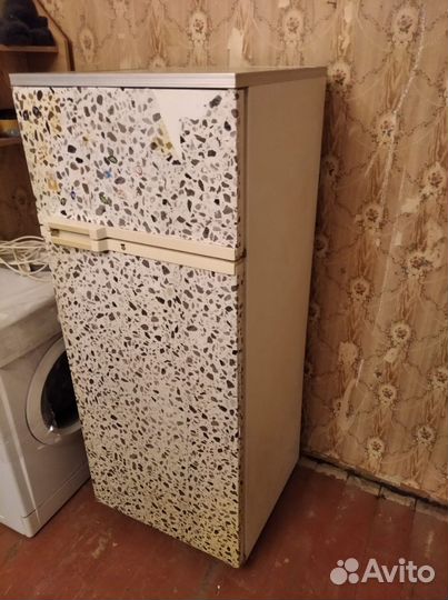 Рабочий холодильник Атлант