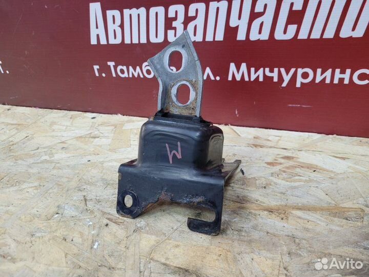 Опора двигателя левая LADA X-Ray