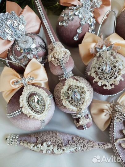 Елочные игрушки