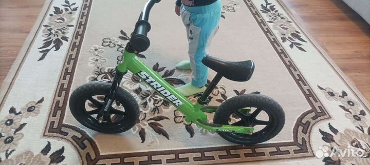 Беловел strider