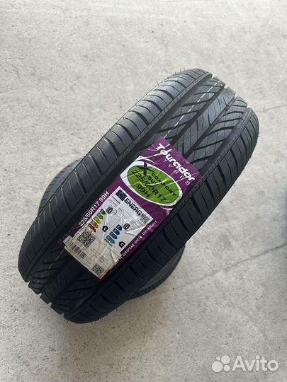 Tourador X Comfort SUV 225/60 R17 99H